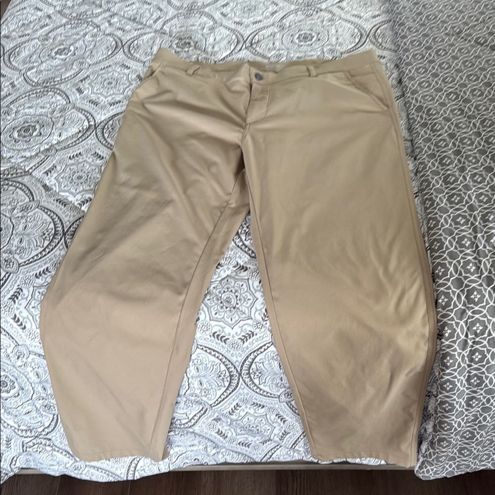 Men's Tan 32 Cool golf pants size 40x33.